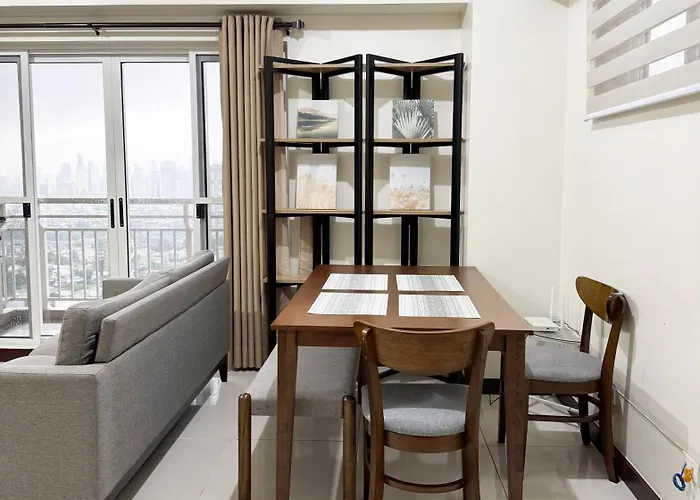 Corner 37 At Lumiere Residences 4*