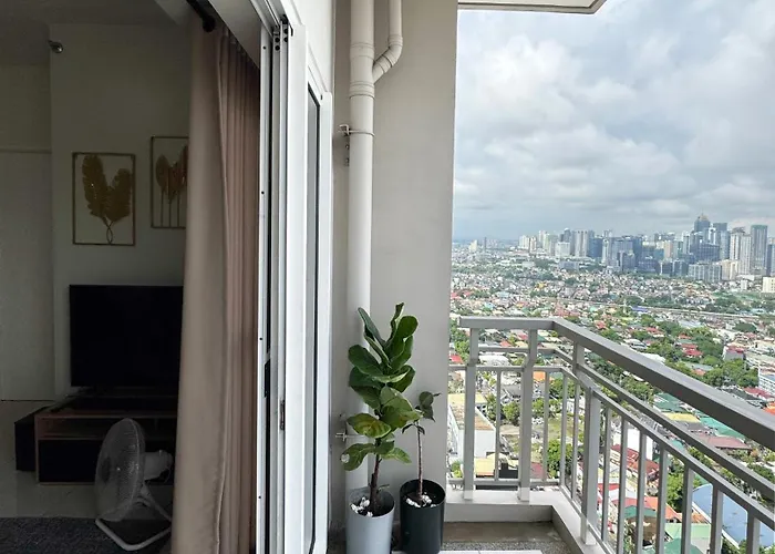 Corner 37 At Lumiere Residences 4*